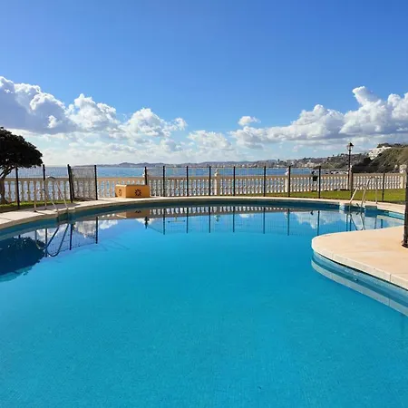 Apartment Luxury Renovated 2br - Oceanviews - Pool - Torremuelle Benalmadena